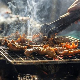 Acheter un barbecue à charbon : les avantages