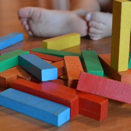 Comment choisir les meilleurs jouets Montessori pour votre enfant ?