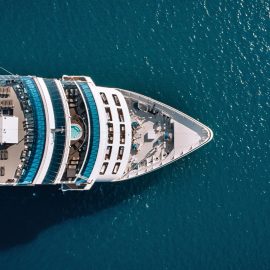Croisières de luxe : l'art de voyager avec élégance